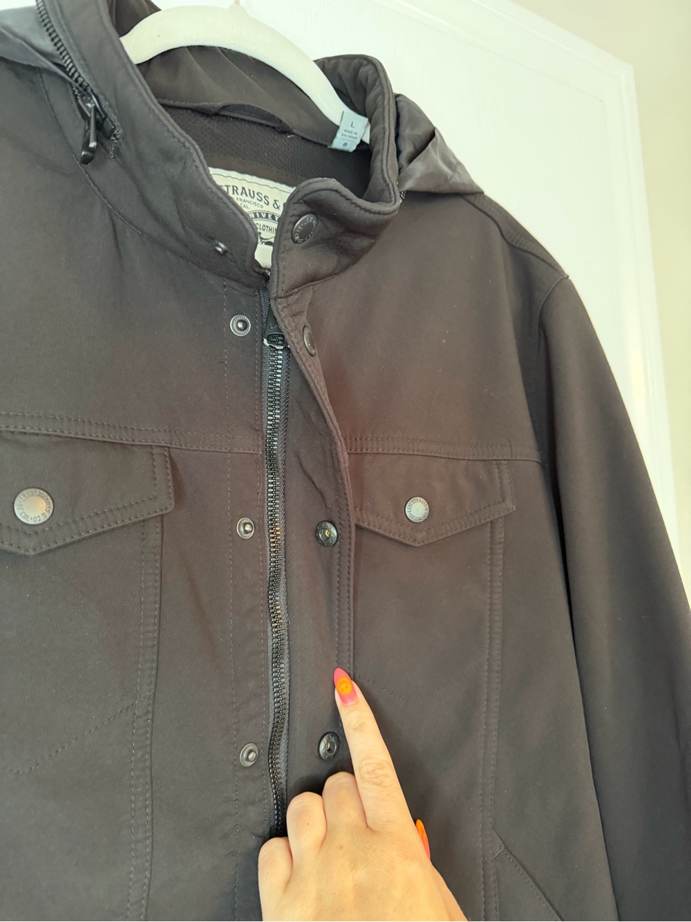 Levi's Men's Black Softshell Hooded Trucker Jacket, Sz L - Picture 4 of 10
